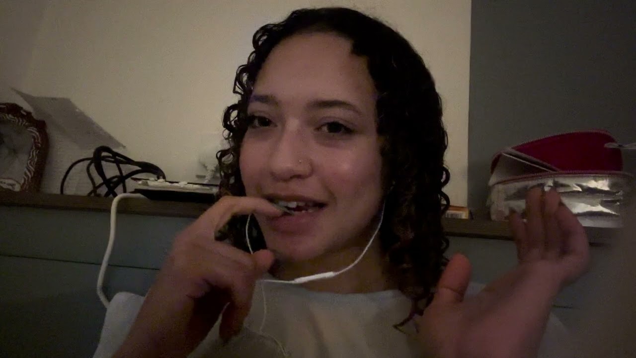 My first asmr video!!