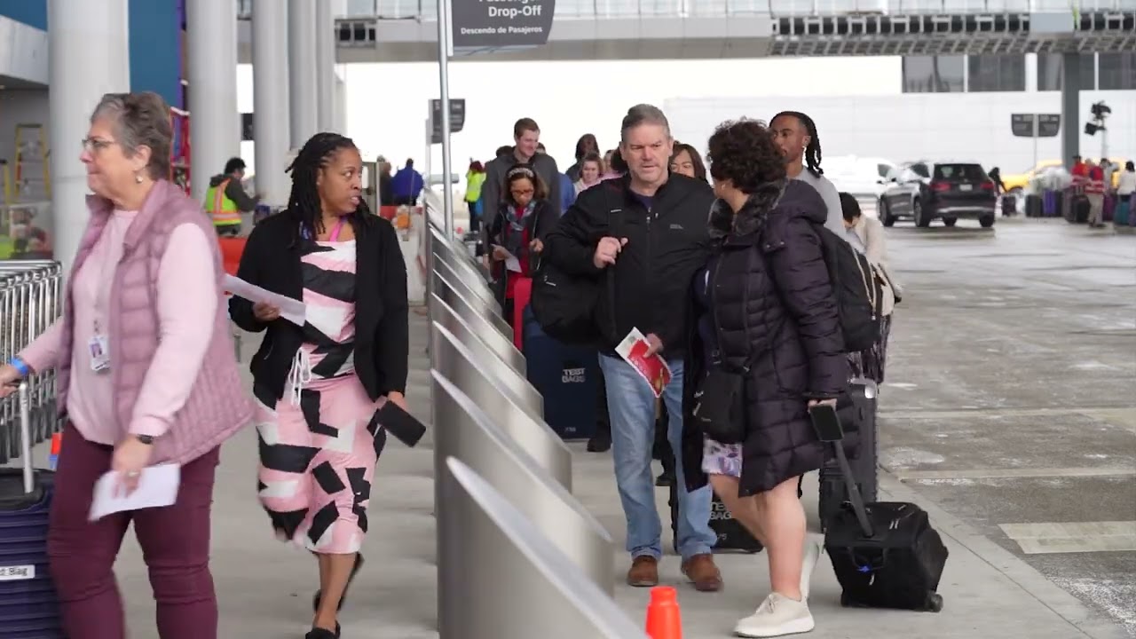 Behind the Scenes: Houston Airports readies the new IAH Terminal E Ticketing Lobby