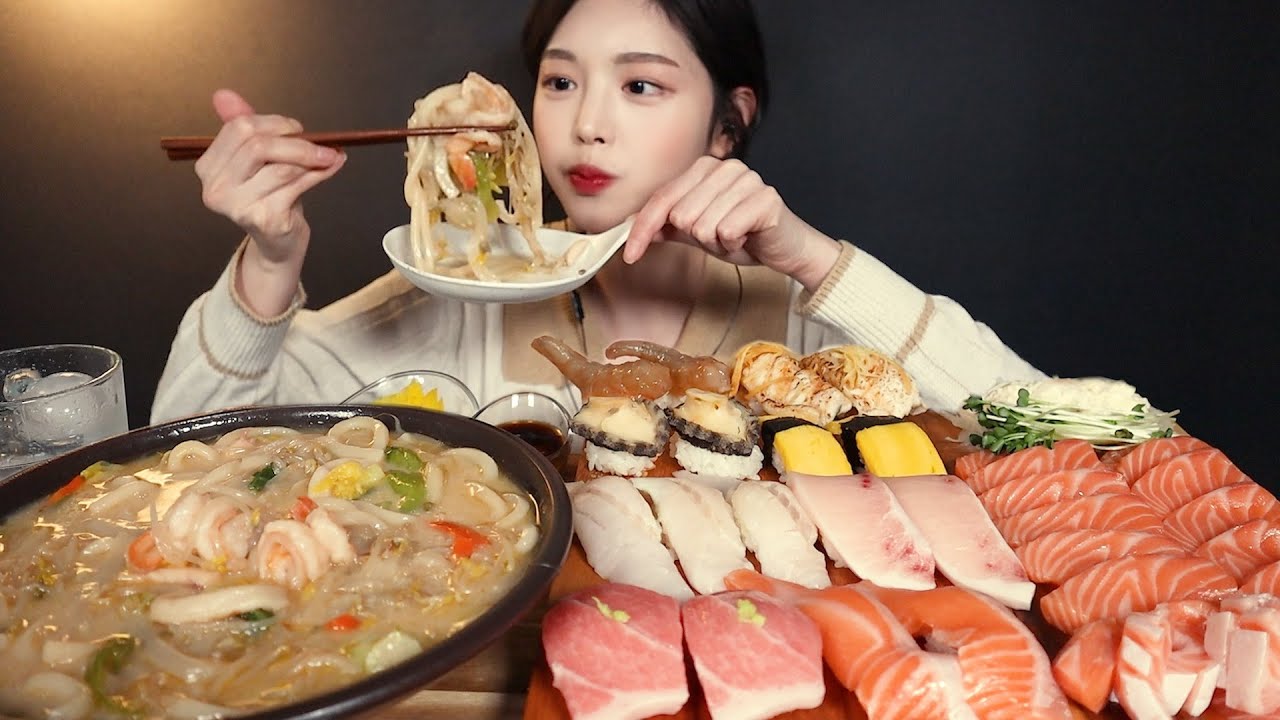 SUB)살살 녹는 두툼한 연어에 비쥬얼최강 초밥 먹방!🍣 나가사키 짬뽕까지 리얼사운드 Salmon & Assorted Sushi Mukbang ASMR