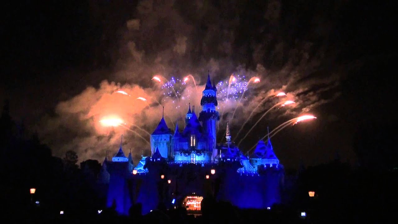 2012 Disneyland Fireworks - Believe from the Castle, Dec 21 HD (1080p)