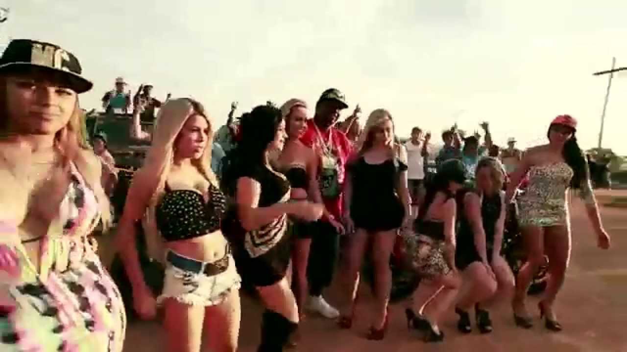 MC Pew - Mat&eacute;ria de Jornal(Clipe Oficial)#DETONAFUNK