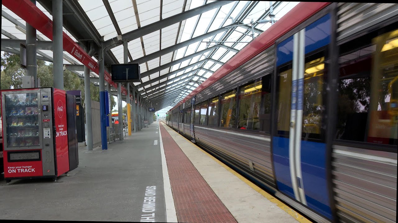 Elizabeth Interchange  | Adelaide Metro Dual Train Action