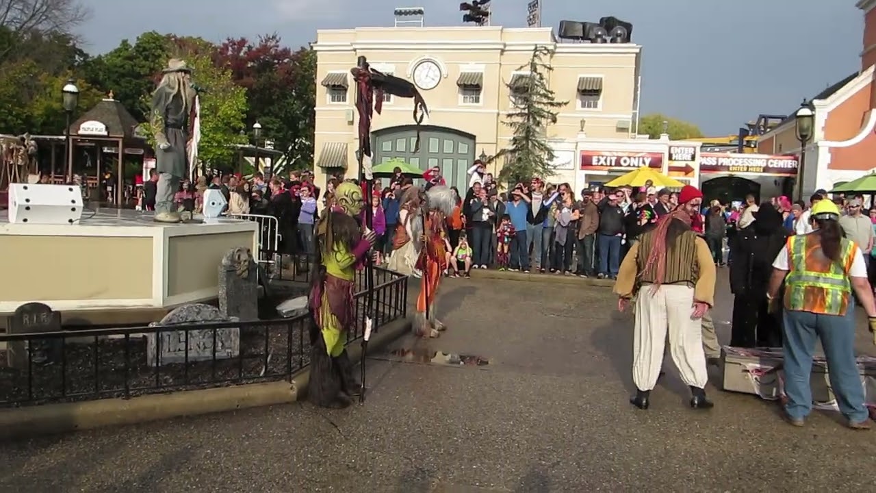 Opening Ceremony Six Flags