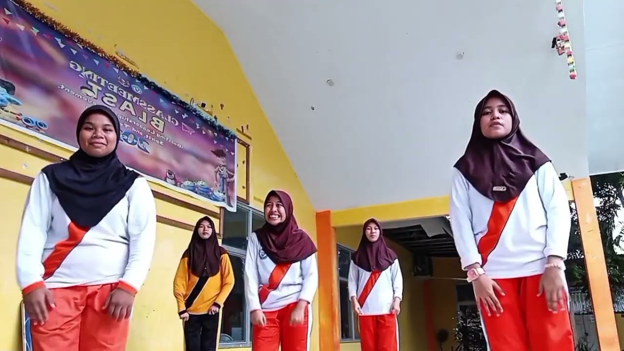 Tugas Video PJOK  |  Senam Kreasi                      By : Kelas XII-3  |  Kelompok 1