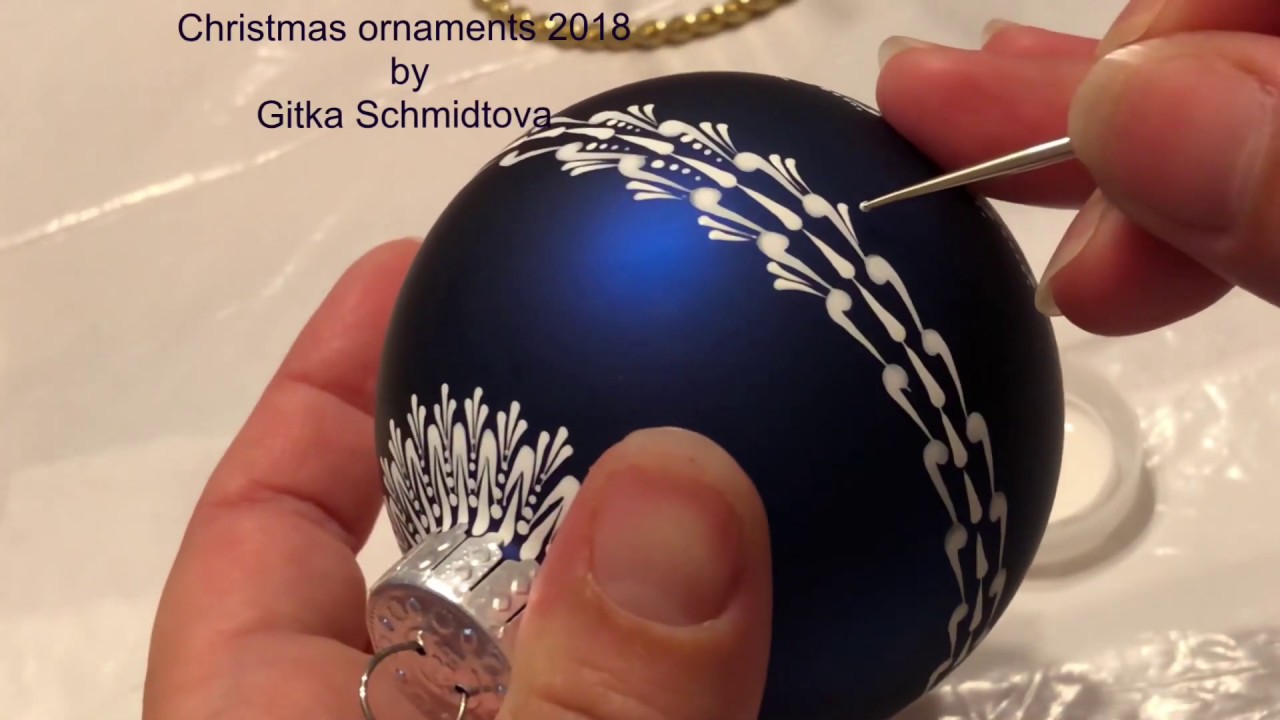 DIY Christmas ornament painted with acrylics by Gitka Schmidtova