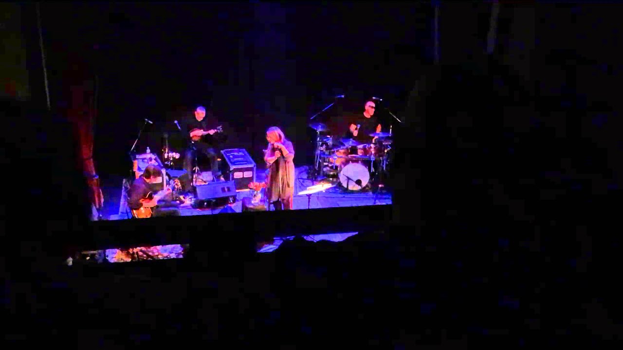 Walking After Midnight - Cowboy Junkies
