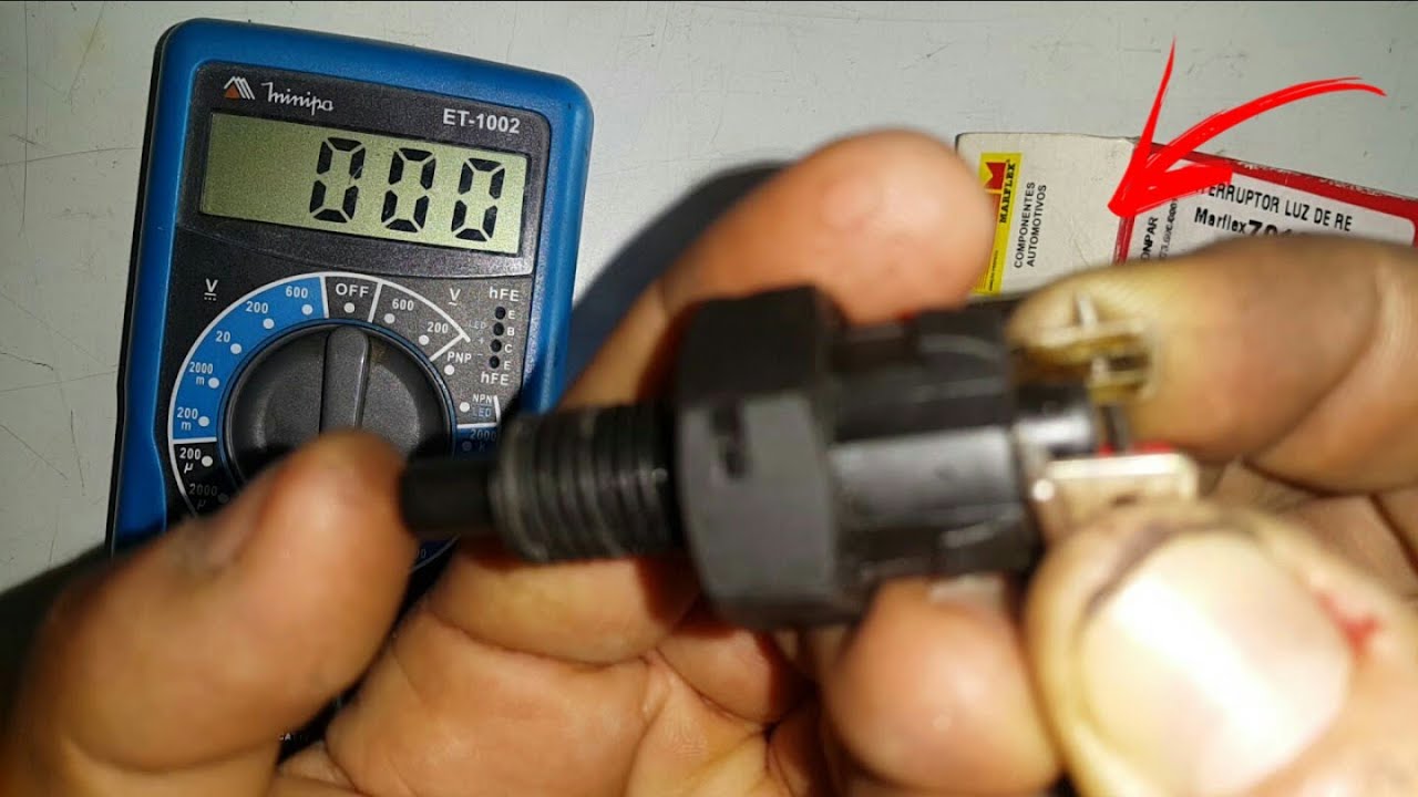 Como testar os interroptores de luz de ré , luz de freio, fusível