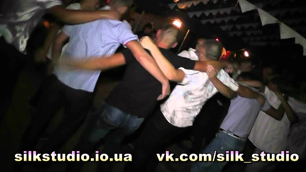 Гуцулка по_Вовчківськи (vk.com/silk_studio)