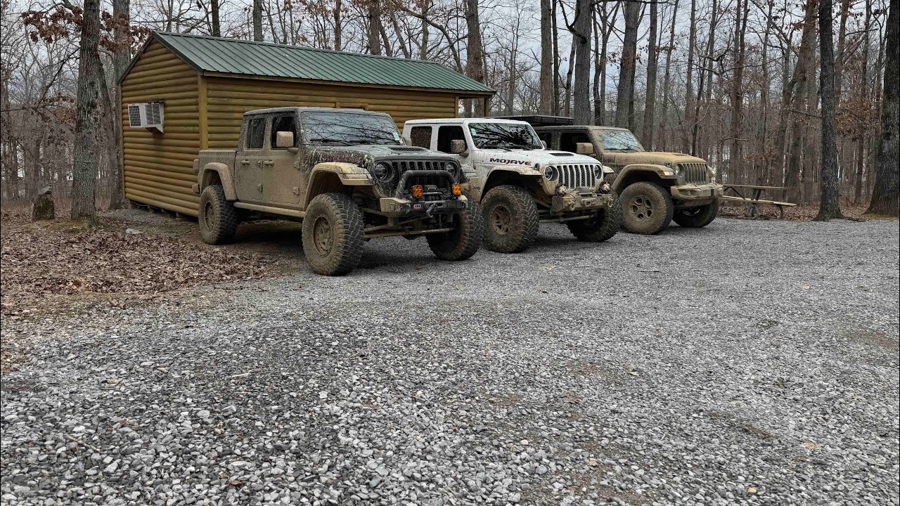 Exploring LAND BETWEEN THE LAKES in three LIFTED JEEP GLADIATORS!!