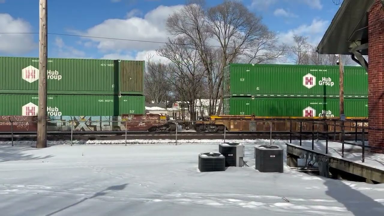NS 1800 DC to AC Conversion (Yellow) Leading Intermodal