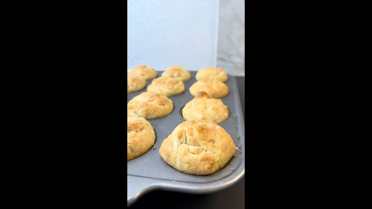 Focaccia muffins