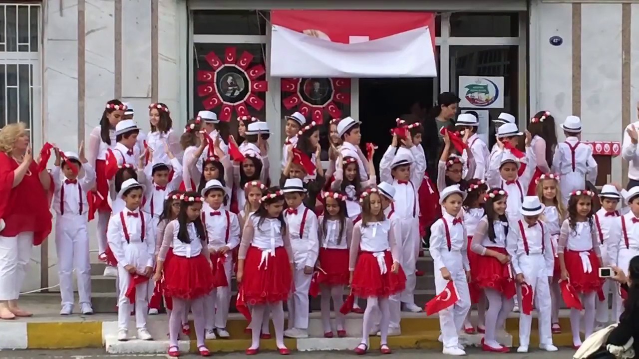 Onuncu Yıl Marşı Koreografimiz Harikaydı