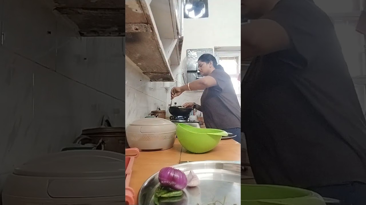 Preparation of lunch #kofta #mixveg #foodie #cooking #viral
