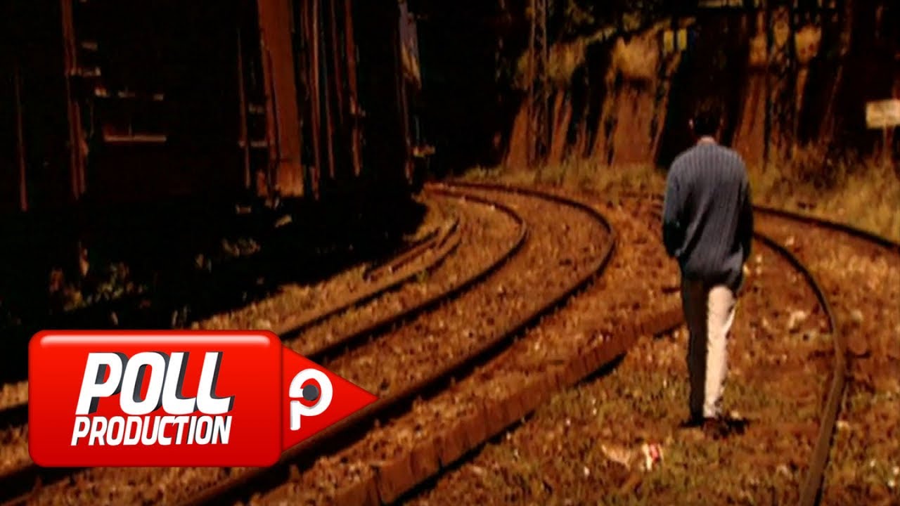 Me&ccedil;hul Şarkıcı - Garibim - Official Video