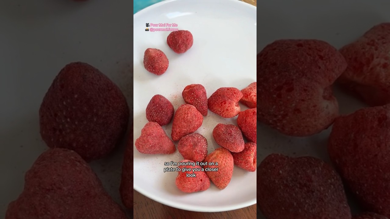 Trying Freeze Dry Strawberries #shorts #freezedriedfruit #tastetest #healthysnacks Pour Moi For Me