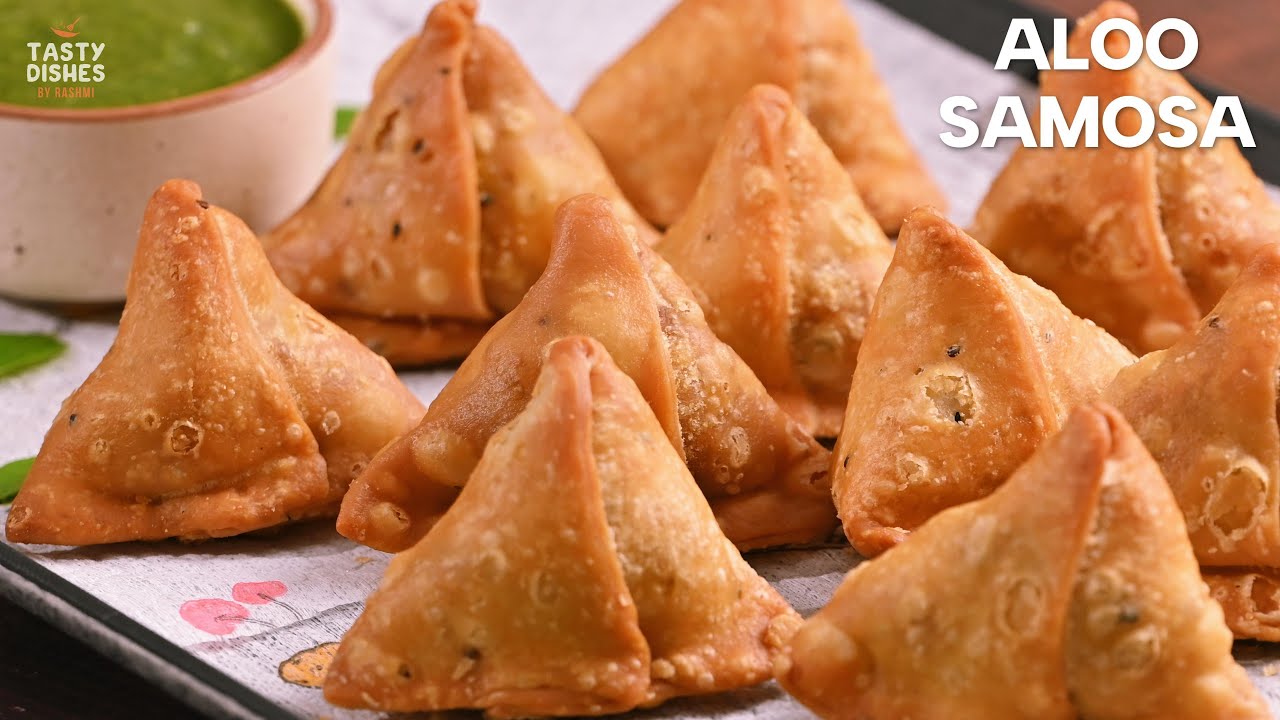 Crispy Aloo Samosa Recipe | Street Style Samosa at Home