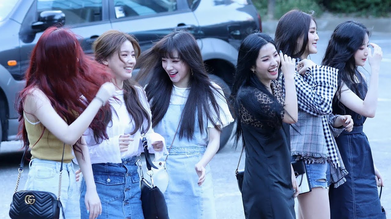 180817 여자아이들(G I-DLE) 출근길 [뮤직뱅크] 4K 직캠 by 비몽