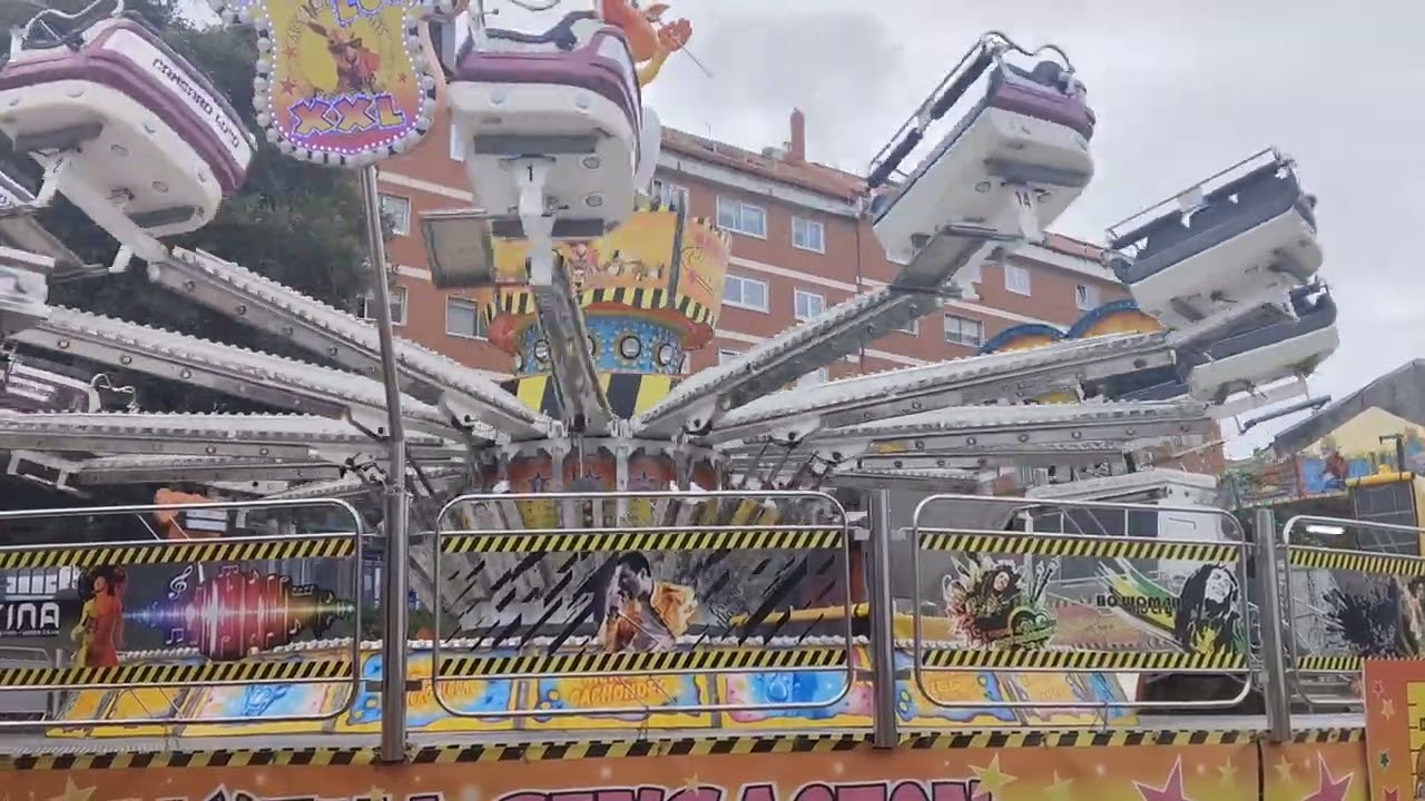 Canguro Loco Fiestas de Villaboa (A Coruña) 2025
