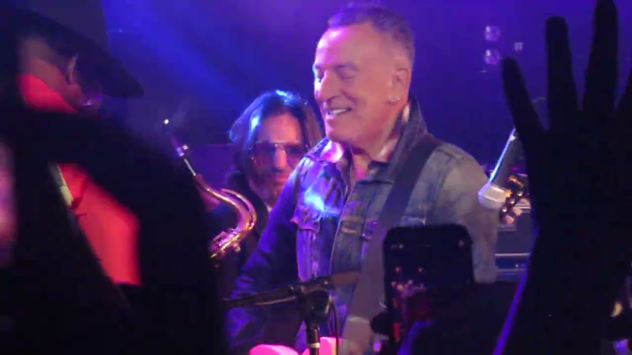 Bruce Springsteen (Danny Clinch, Jake Clemons, Robert Randolph)-