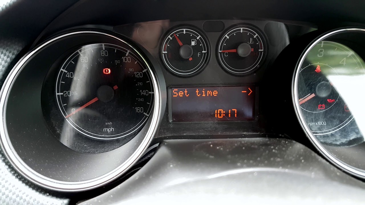 How to Change the Clock Date & Time on Fiat Bravo