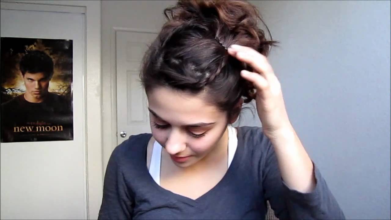 Cute& Sweet Curly Ponytail Hairstyle
