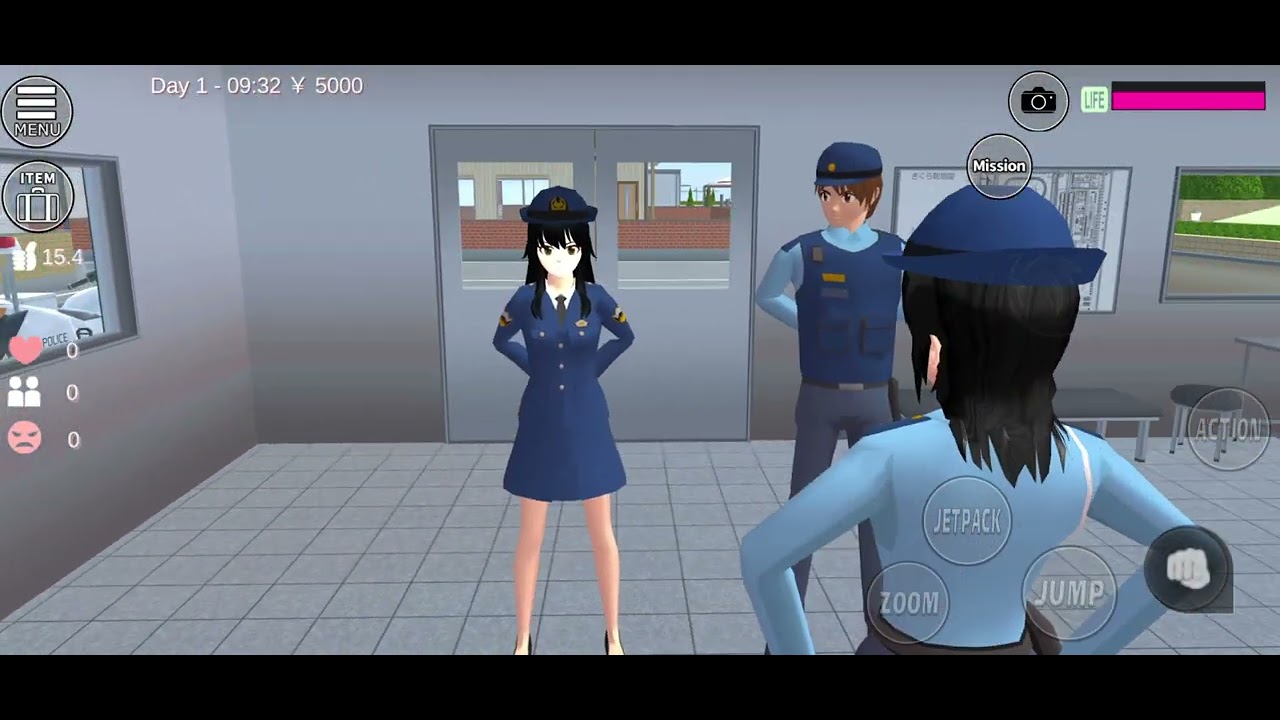 A police woman  👮‍♀️ 👩 