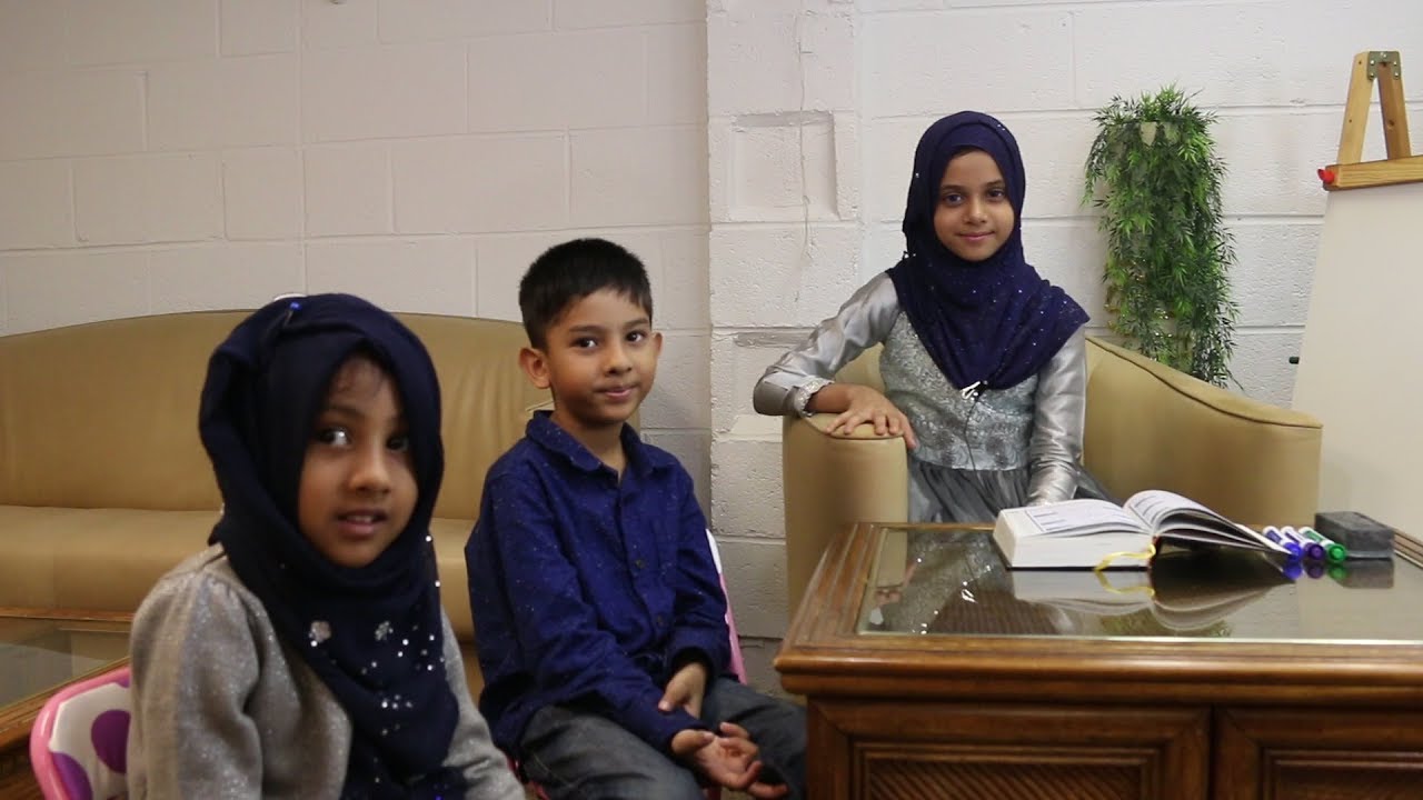 Maryam is teaching tajweed rules to her cute cousins
