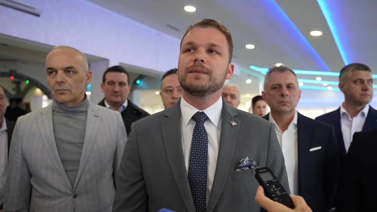 Stanivuković u Gacku. Pogledajte i povodom čega