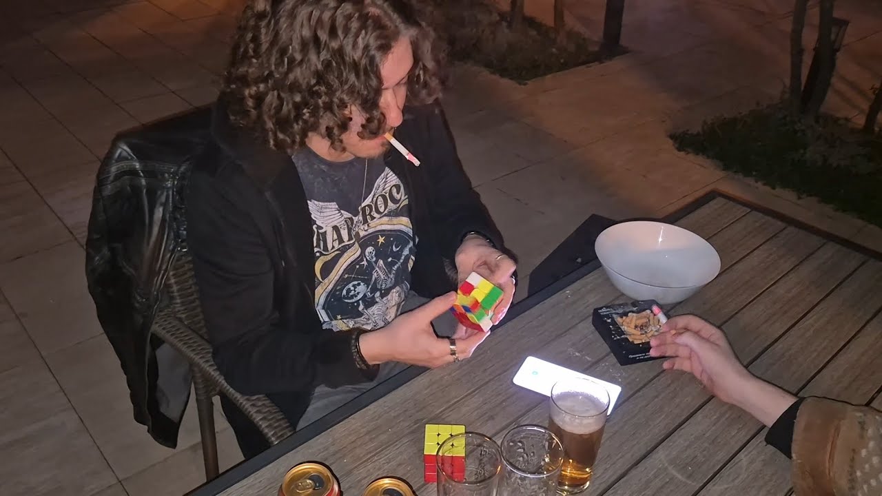 2 Bier 2 Zigaretten 2 Zauberwürfel Deutscher Rekord (2:57)
