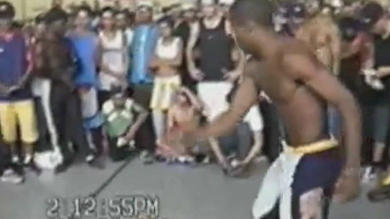 Saltos Mortais 2010 - B.boy CIDINHO - Biohazard Crew ***OLD FOOTAGE*** By LUKA