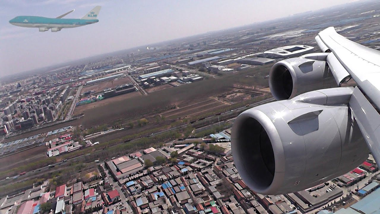747-8i Take-Off from Beijing - Racing a KLM Jumbo!