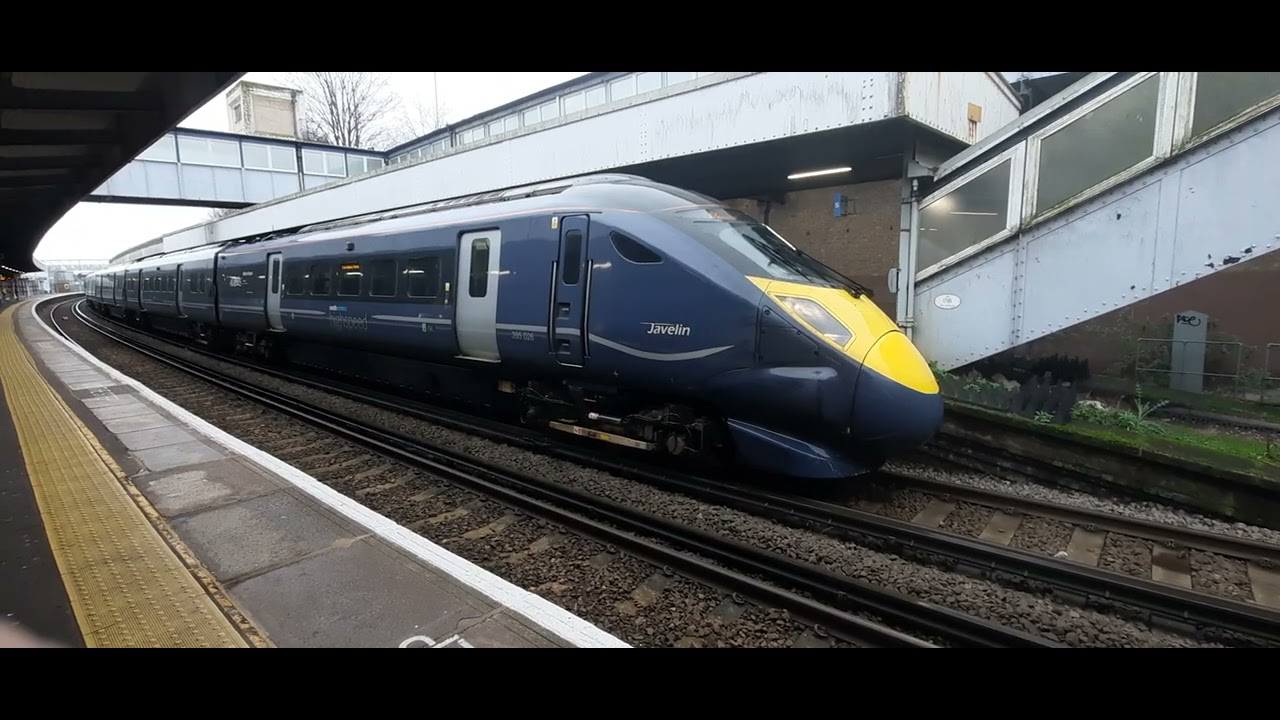 13/2/26 Southeastern High-speed 395 St Pancras International Service Gillingham Railway Station 