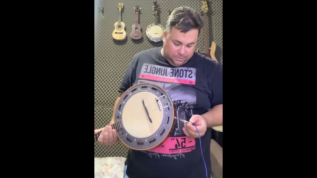 Banjo Rozine Estudante