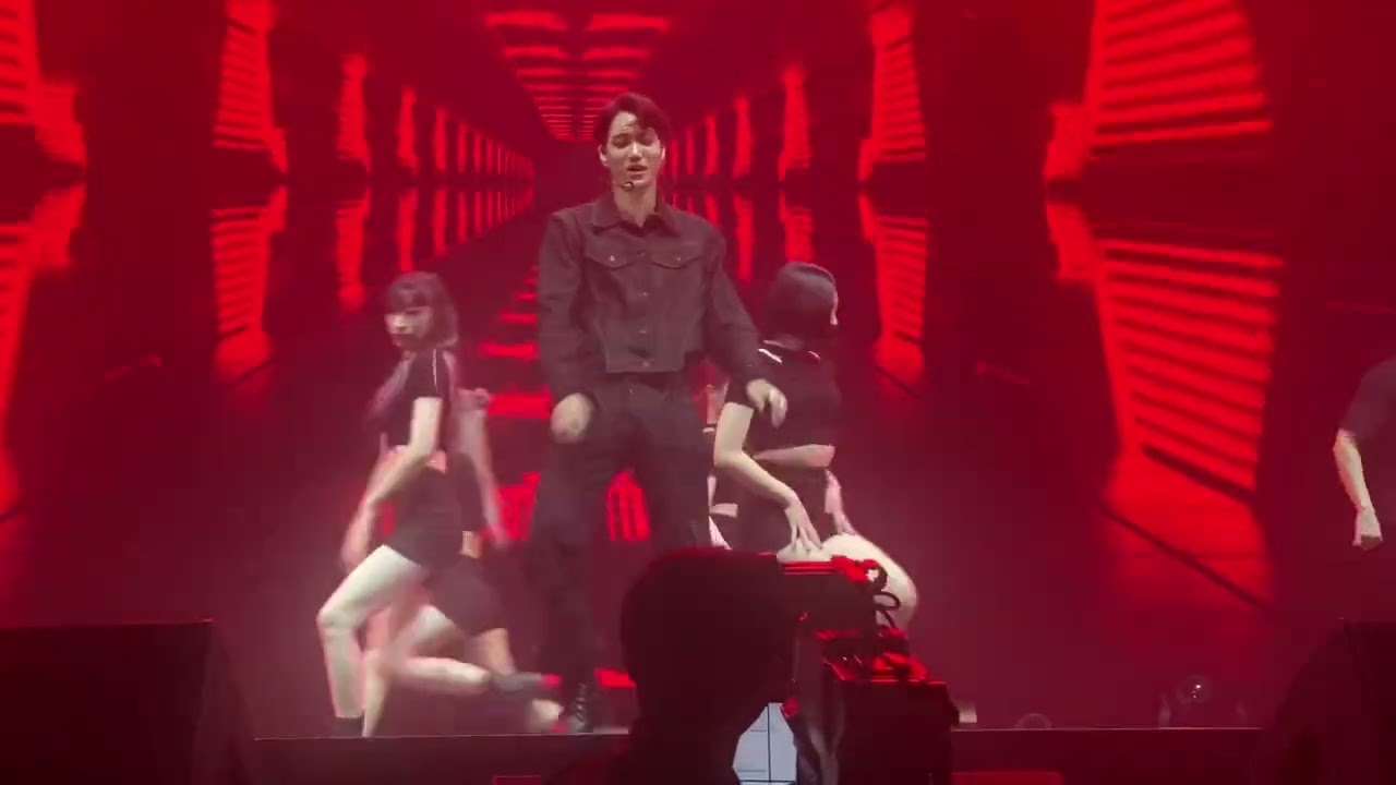 Mmmh - KAI live at Hallyupopfest Sydney 2022
