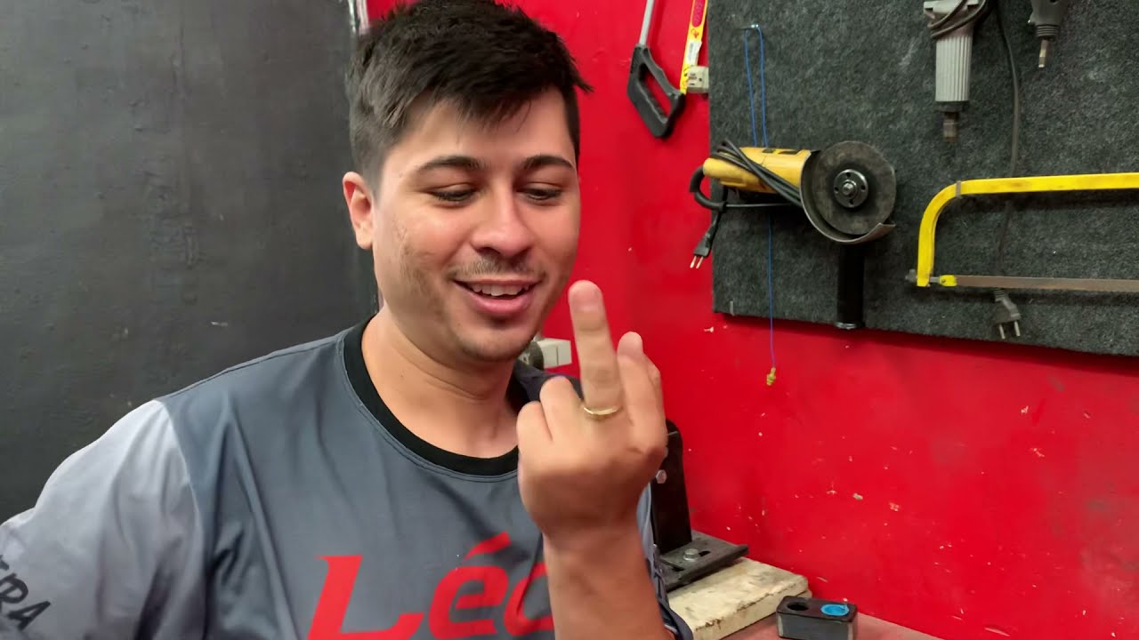 COMO ABRIR A JUNTA PARA O PISTÃO 4MM. COM UMA TESOURA!