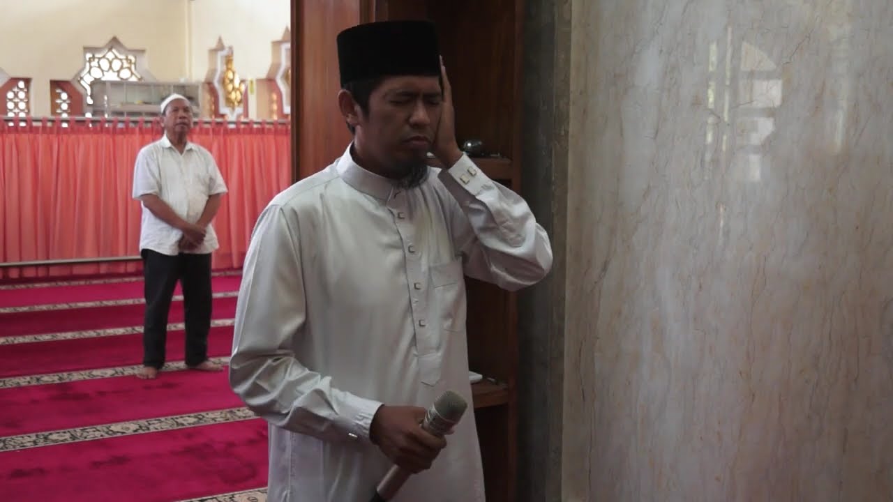 Adzan di Masjid Al Aqwam Bintara Jaya Permai