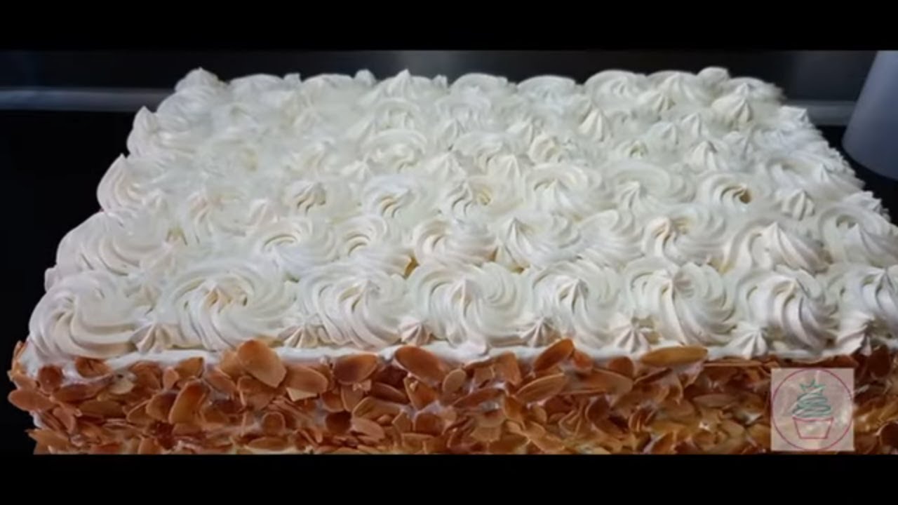 G&acirc;teau au fruit et chantilly