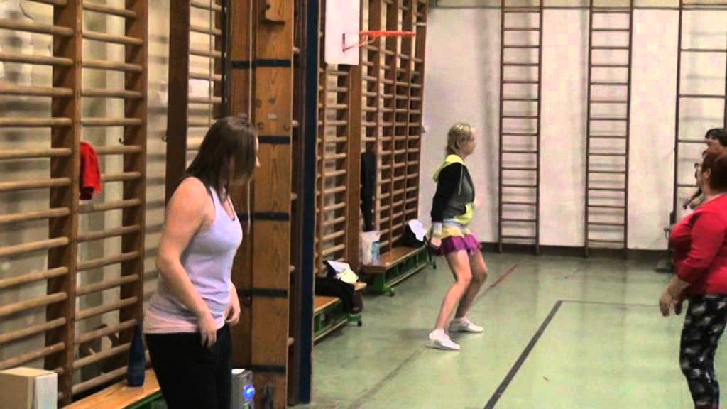 Zumba Gold - Warm up 1- Move it like this - Megamix 24 - Zumba a Liege