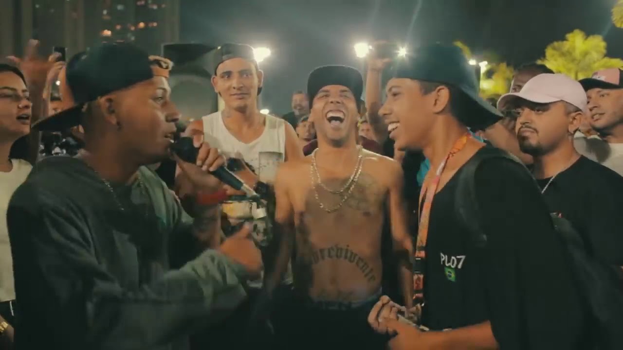 W MC ◄ Flow Absurdo