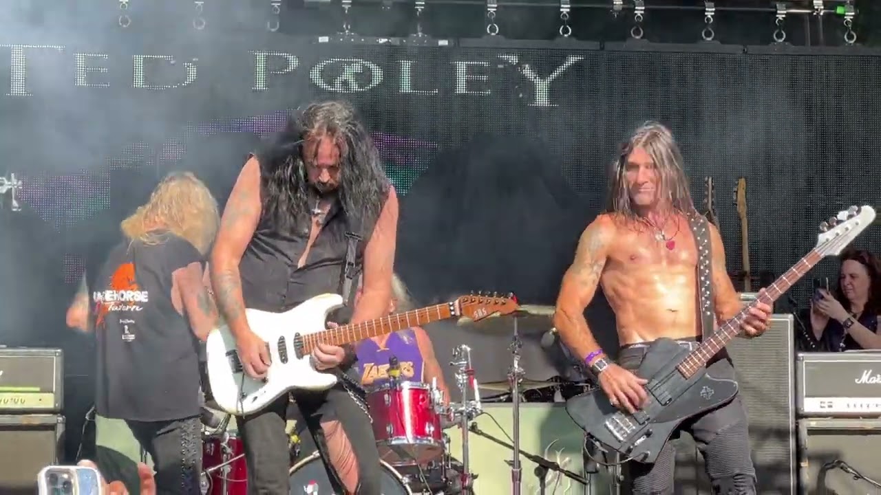 Ted Poley of Danger Danger - Live - Bang Bang - Rainbow  Backyard Bash 2024