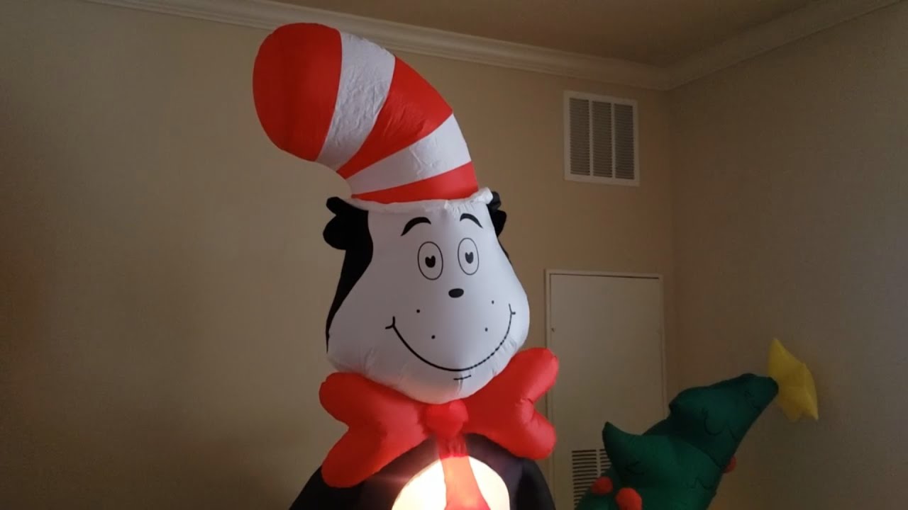 Gemmy Airblown Inflatable Cat In The Hat with Christmas Tree (Dr. Seuss' The Cat In The Hat)