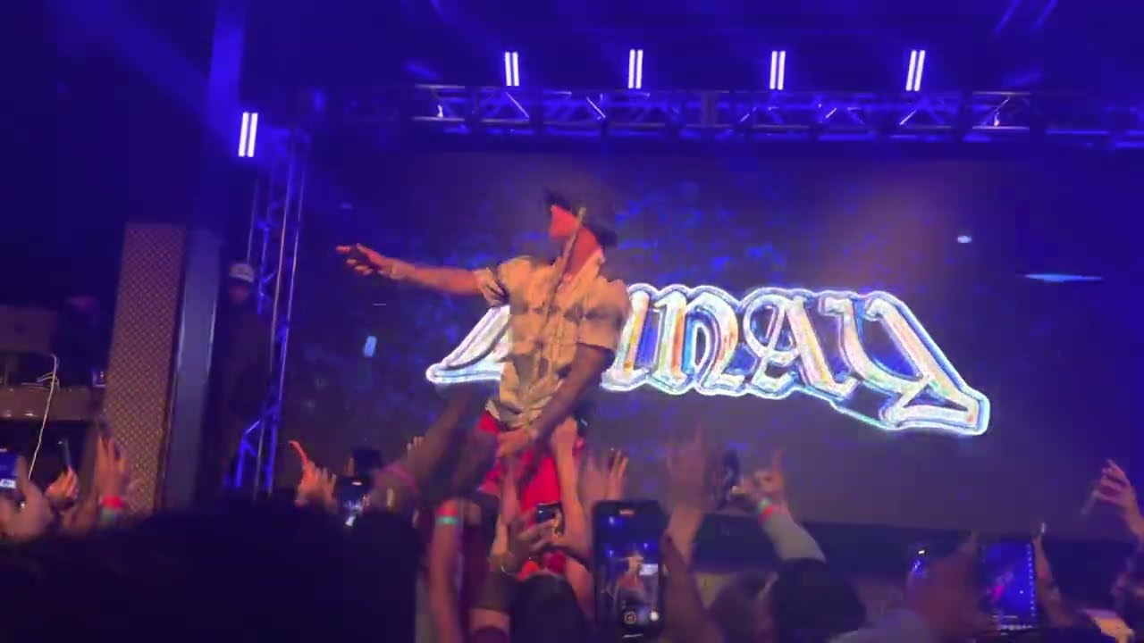 Lunay - Fantasias Remix (Live in Chicago 2023)