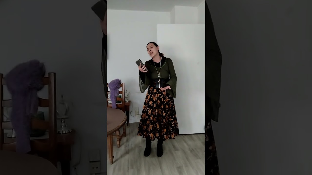 Parler de Hiba Tawaji (extrait du film Aladdin) interprétée par Angie