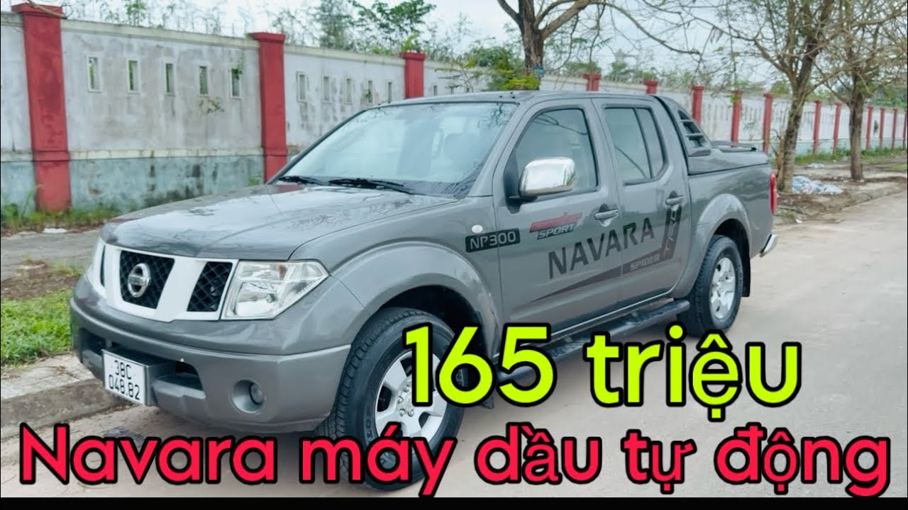 Nissan Navara 2012 года выпуска, дизель, автомат, 4x4, цена 165 миллионов VND. Контактные телефон...