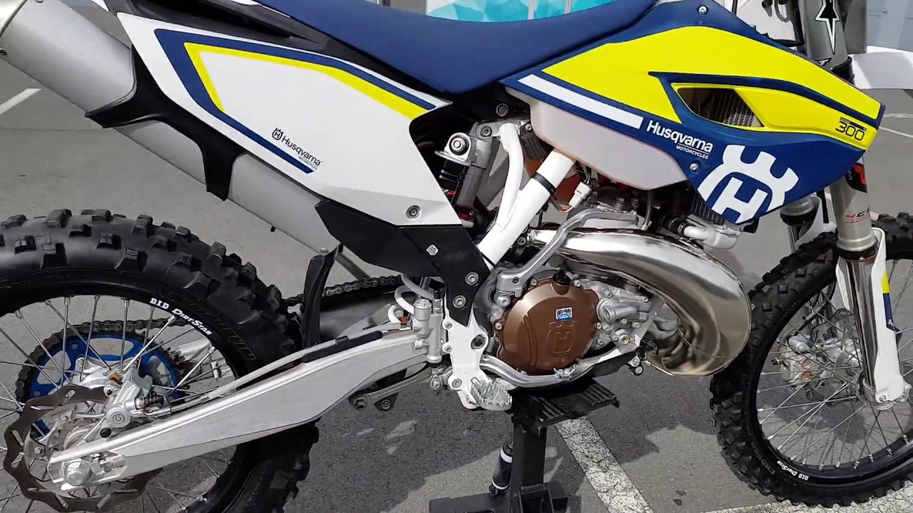 2016 Husqvarna TE 300 Close up walk around and Start up