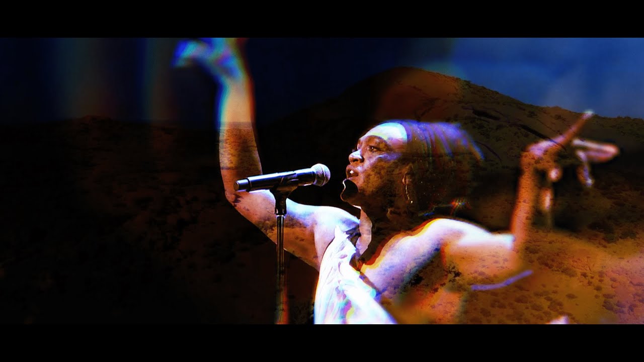 Electric Fields - Anpuru Maau Kutjpa (Visualiser)