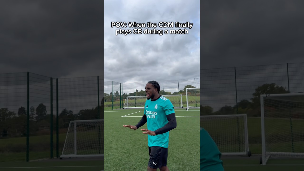 POV: Когда CDM наконец-то играет CB во время матча 🤣⚽️