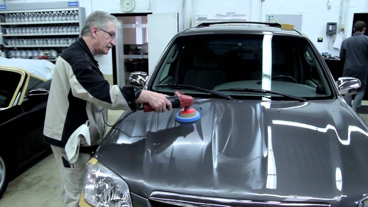 Tipps zur Autopolitur - Experte klärt auf