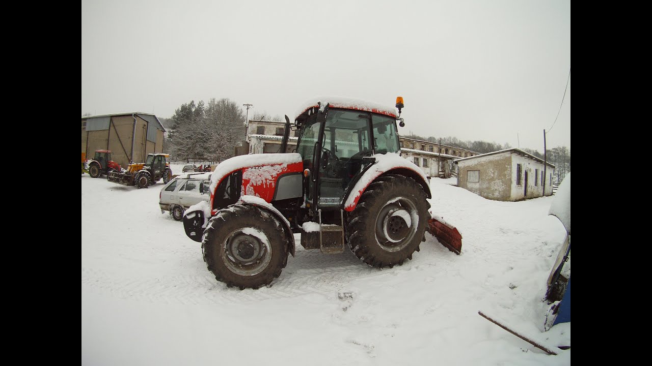 Shrnování sněhu/Shoveling snow Zetor 10541