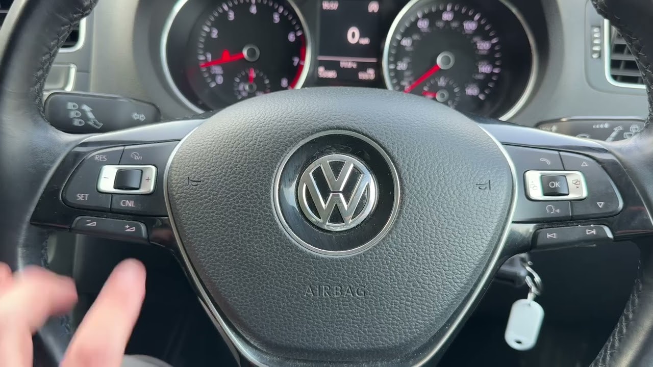 Volkswagen Polo GU17NZP